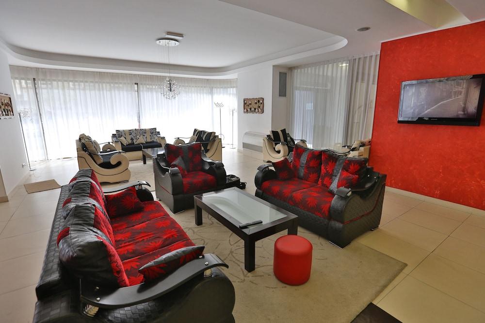 Hotel Putnik Novi Sad Eksteriør billede