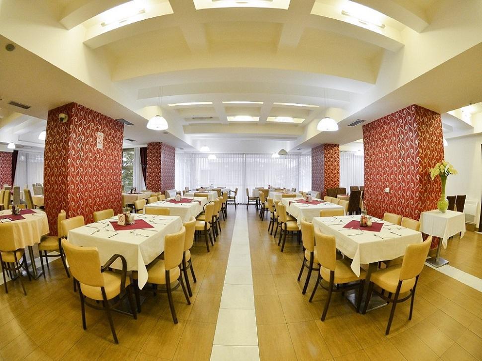 Hotel Putnik Novi Sad Eksteriør billede
