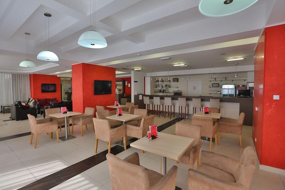 Hotel Putnik Novi Sad Eksteriør billede