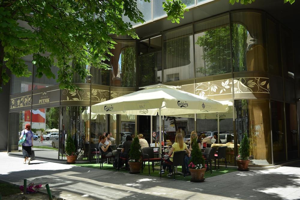 Hotel Putnik Novi Sad Eksteriør billede