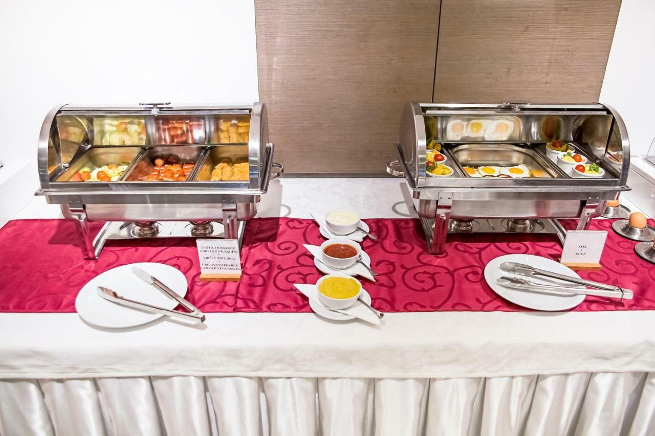 Hotel Putnik Novi Sad Eksteriør billede