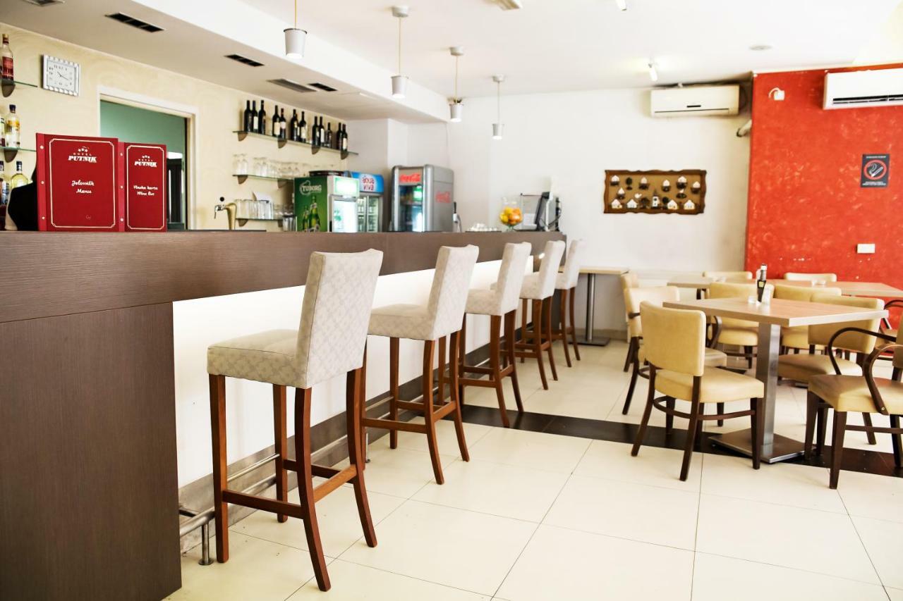 Hotel Putnik Novi Sad Eksteriør billede