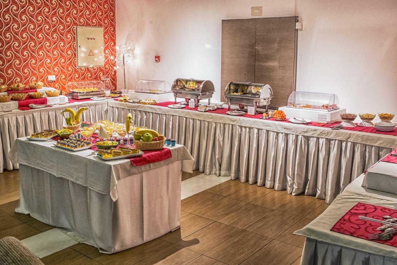 Hotel Putnik Novi Sad Eksteriør billede